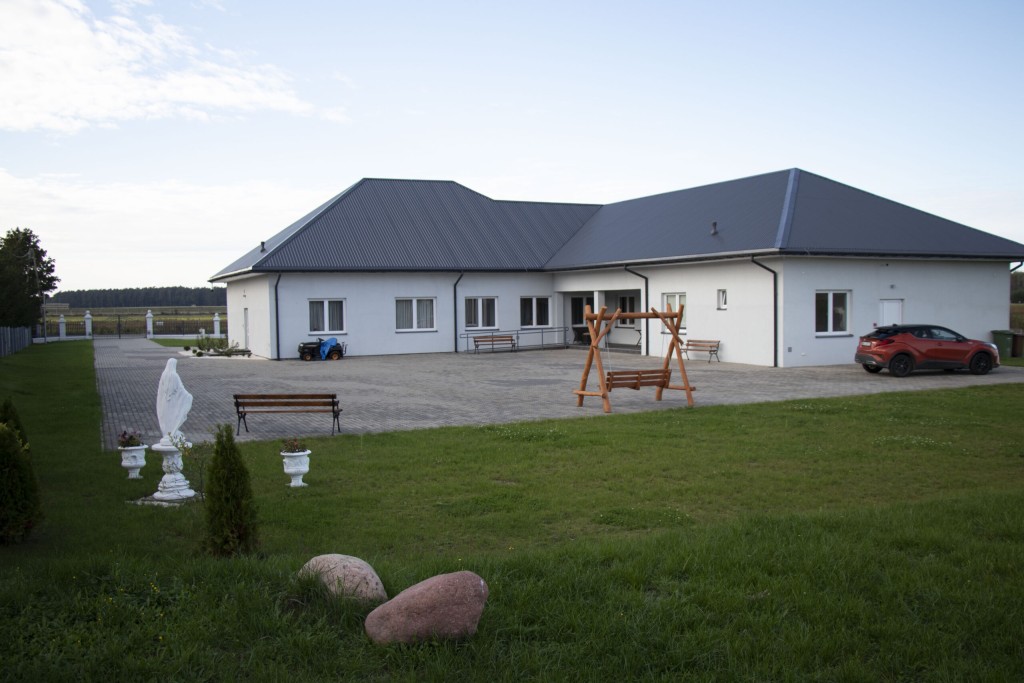 Różany Dwór Seniora w Trębkach Nowych