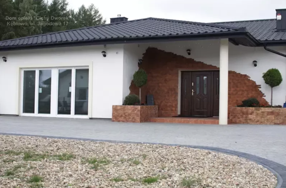 Dom Opieki „Cichy Dworek” w Kębłowie