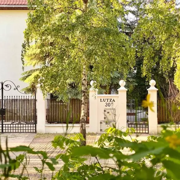 Dom opieki „Róża” w Łomiankach – Dąbrowie