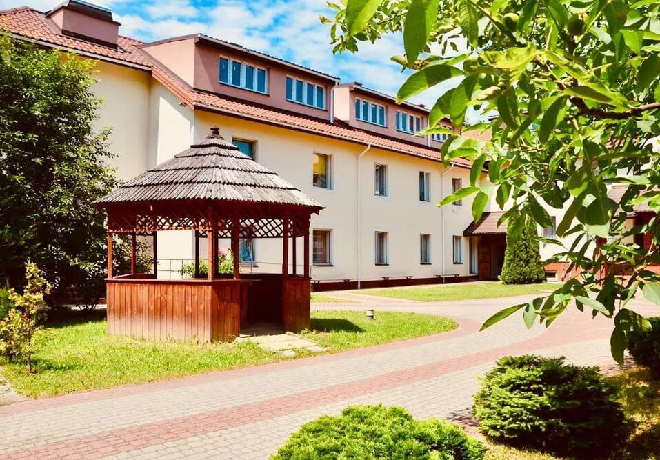 Dom opieki „Róża” w Łomiankach – Dąbrowie