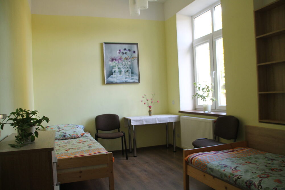 Pokój 2-osobowy w Domu Opieki w Korzennie