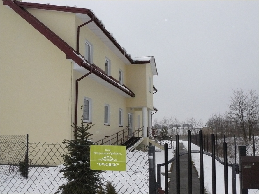 Dom Pielęgnacyjno-Opiekuńczy „Dworek” w Józefowie