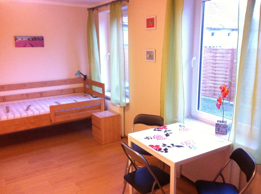 Dom Troskliwej Opieki „Santorius” w Rakoszycach