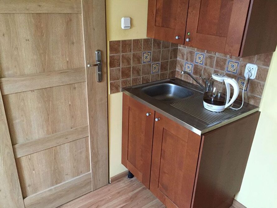 Dom dla Osób Starszych „Preczów” w Preczowie  wyposażony jest w niezbędne udogodnienia, w tym dostęp do aneksu kuchennego