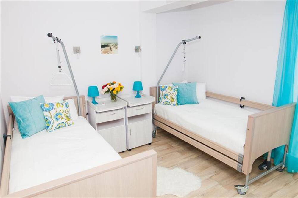 W Domu Seniora „ProAltum” w Mysłowicach czekają na seniorów specjalistyczne łóżka i inne udogodnienia