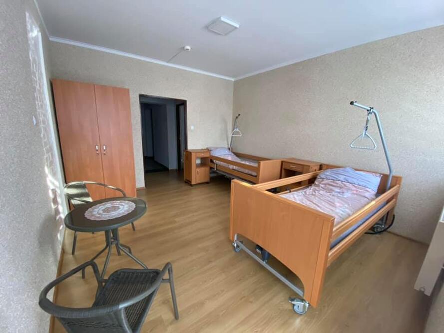 Pokój 2-osobowy w Domu Seniora „Pod Dębem” w Klepaczce