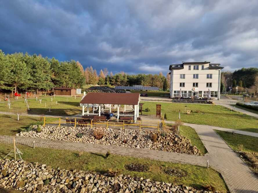 Dom Seniora „Jesień na Letniej” w Jaworznie i teren wokół budynku