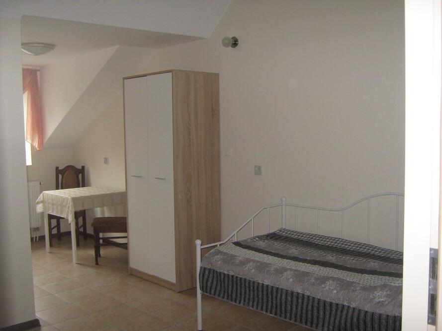 Pokój jednoosobowy w Domu Seniora „W Ogrodach” w Godowie