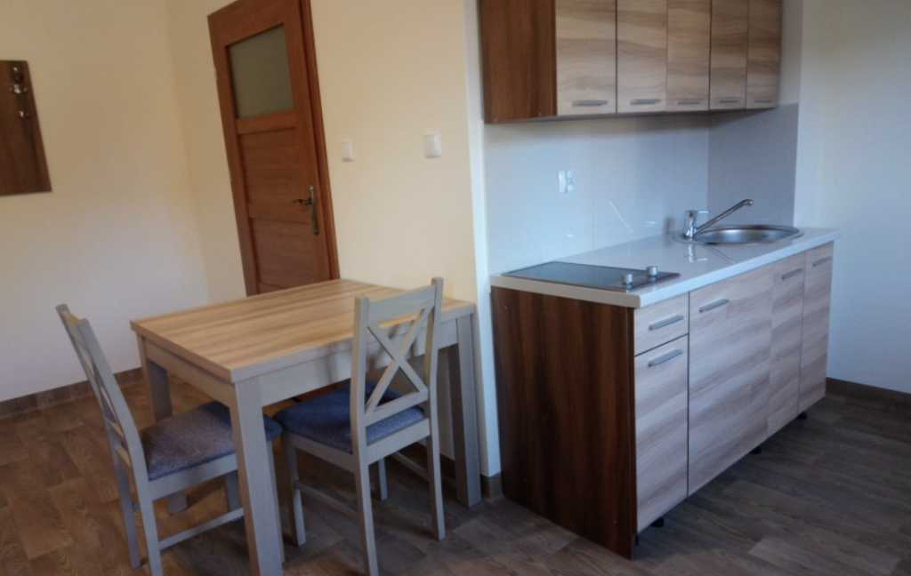 Dom Kwitnącej Jesieni w Starym Lesie