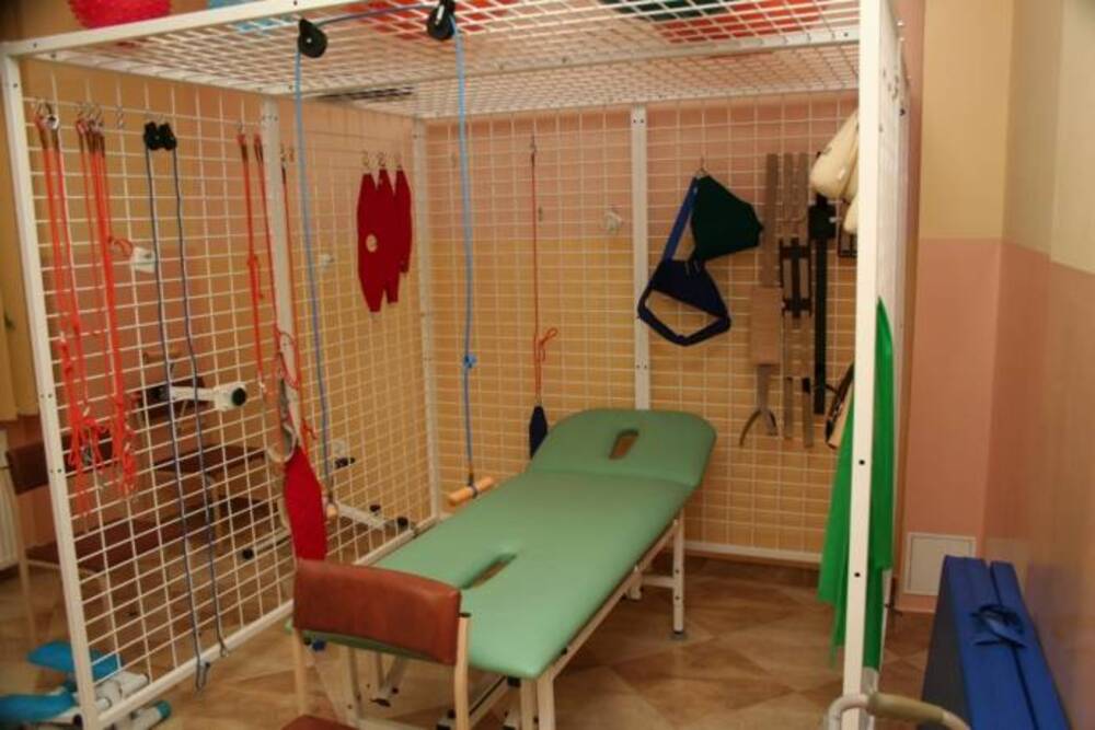 Dom Pomocy Społecznej p.w. św. Antoniego Zgromadzenia Sióstr Miłosierdzia św. Wincentego a Paulo w Częstochowie dysponuje wykwalifikowanym personelem i profesjonalną salą do rehabilitacji