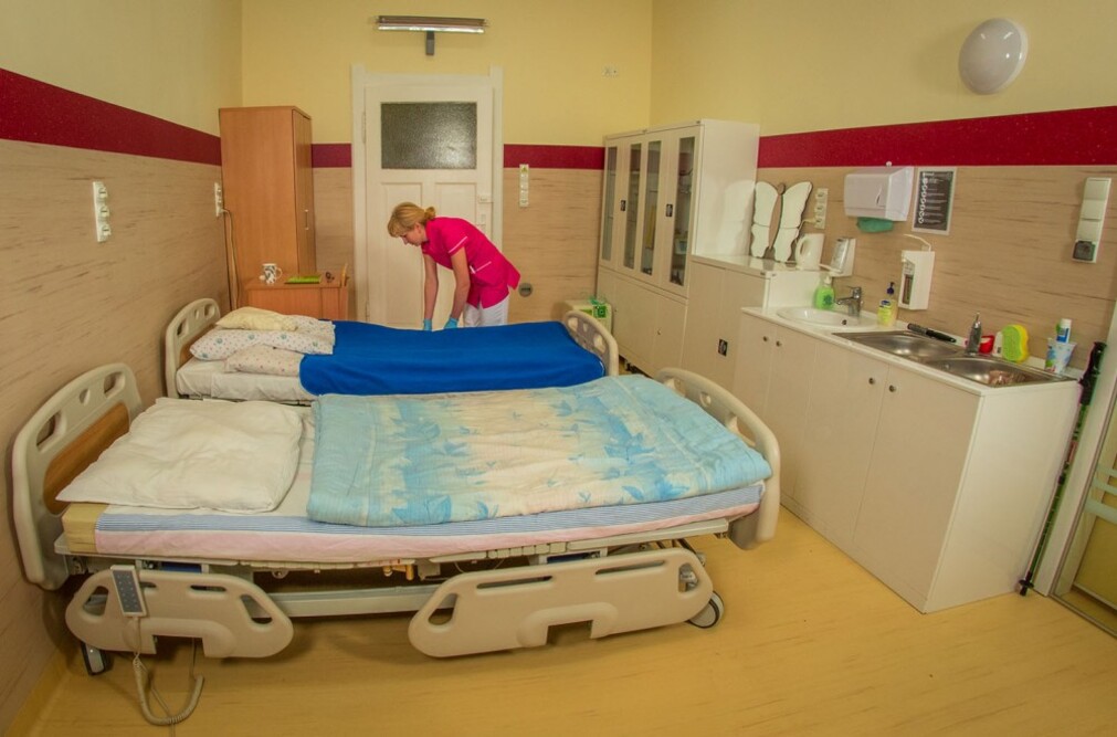 Nad pacjentami Zakładu Opiekuńczo-Leczniczego w Rościszowie czuwa wykwalifikowany i doświadczony personel