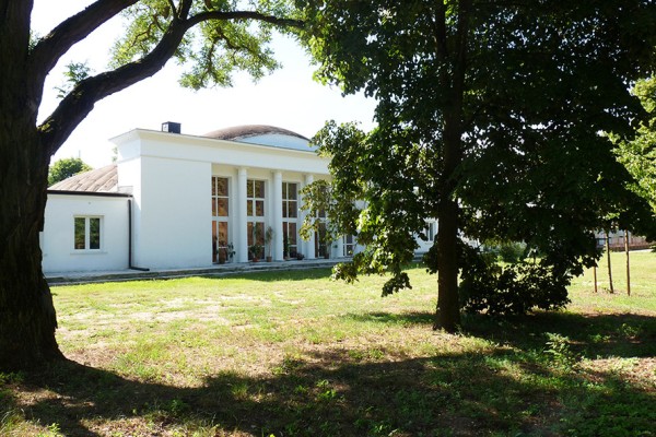 Centrum Terapii Narządu Ruchu „Biały Dom” w Konstancinie-Jeziornie