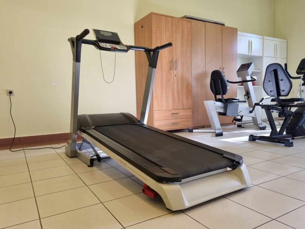 W Domu Pomocy Społecznej w Wolsztynie znajduje się sala do rehabilitacji ruchowej