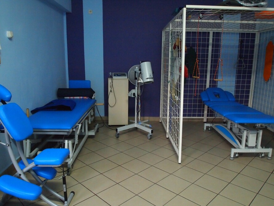 Dom Pomocy Społecznej „Przyjaznych Serc” w Płocku  dysponuje profesjonalną bazą rehabilitacyjną