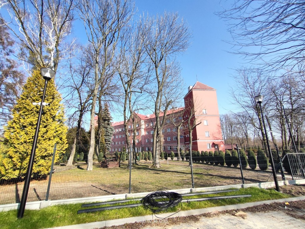 Dom Pomocy Społecznej im. Ks. Kardynała Józefa Glempa w Bramkach