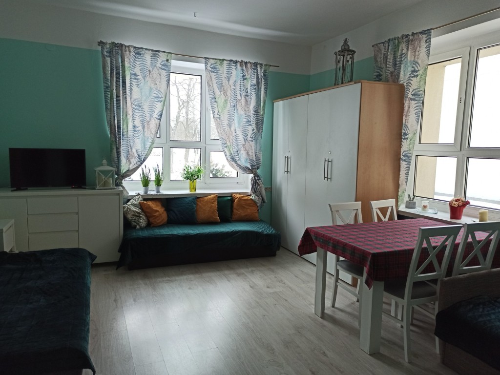 Pokoje mieszkalne w Domu Pomocy Społecznej w Rzadkowie są jasne, przestronne i funkcjonalnie urządzone