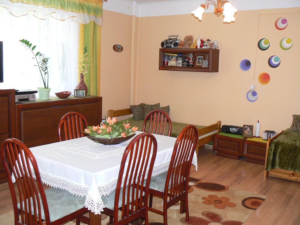 Dom Pomocy Społecznej im. Ks. Kardynała Józefa Glempa w Bramkach