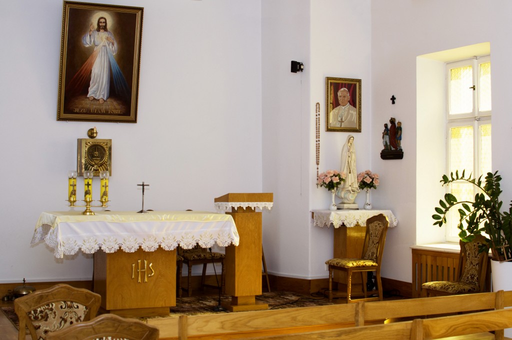 Dom Pomocy Społecznej w Parkoszu zapewnia swoim podopiecznym opiekę duszpasterską