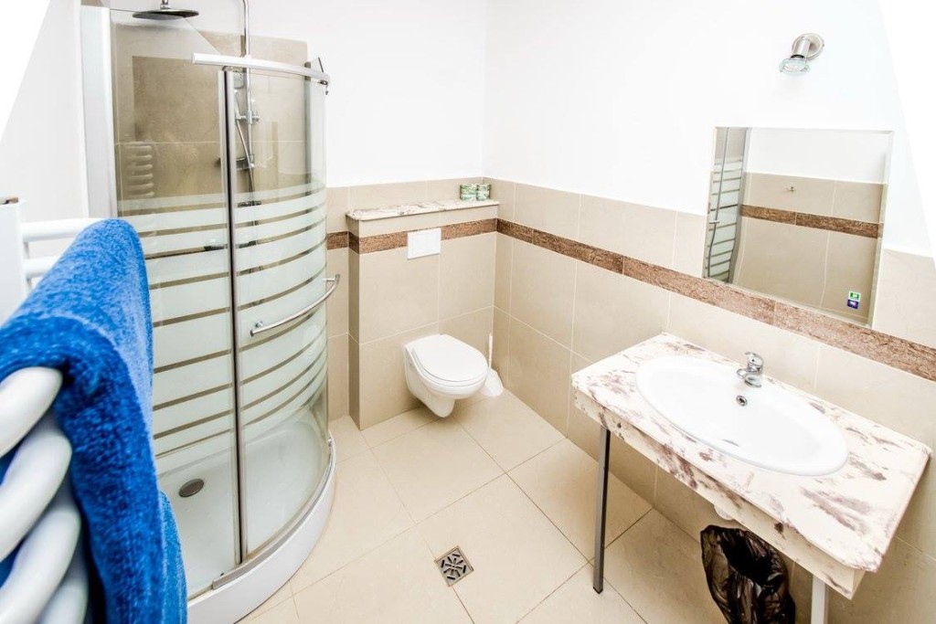 Dom nad Jeziorem w Budach Lucieńskich