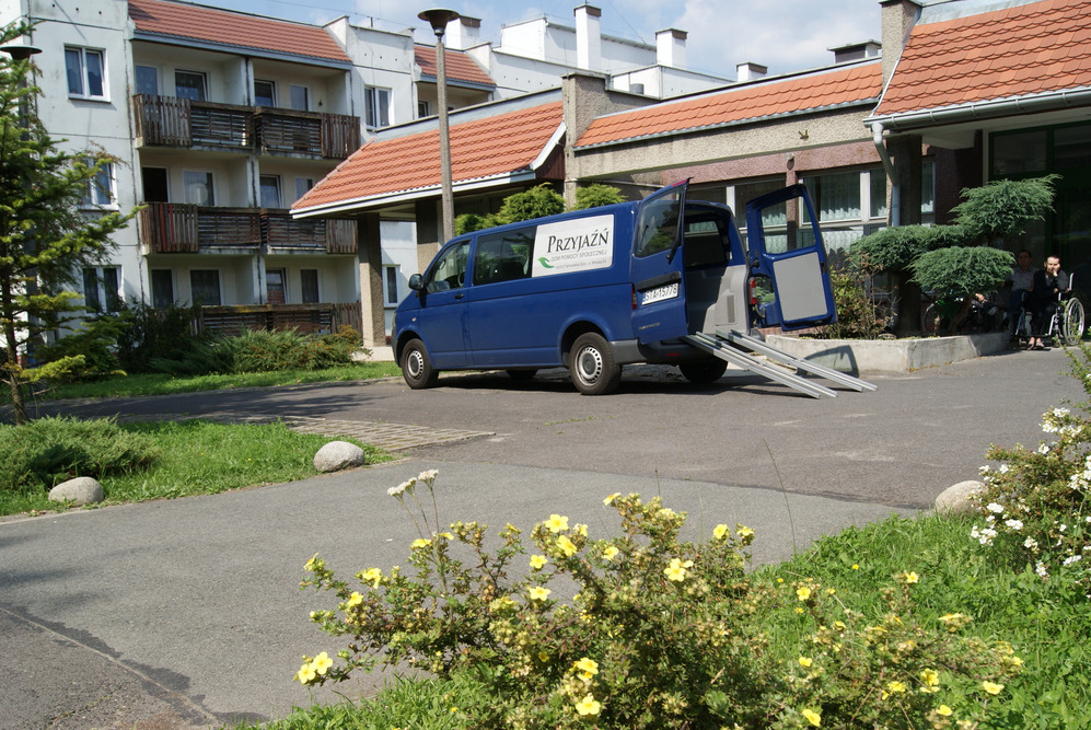 Dom Pomocy Społecznej „Przyjaźń” w Tarnowskich Górach dysponuje własnym środkiem transportu