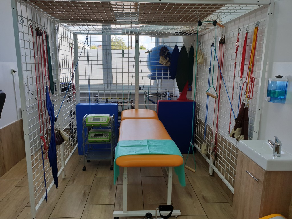 Dom Pomocy Społecznej w Klęczanach  dysponuje kabiną do ćwiczeń UGUL