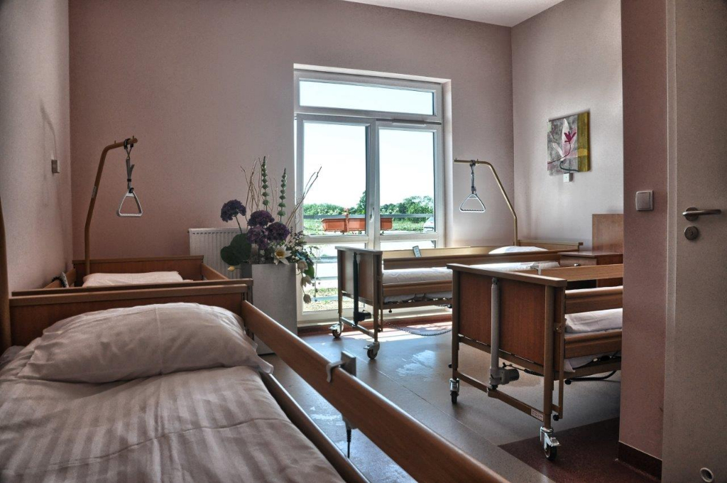 Zakład Opiekuńczo-Leczniczy w Osinach