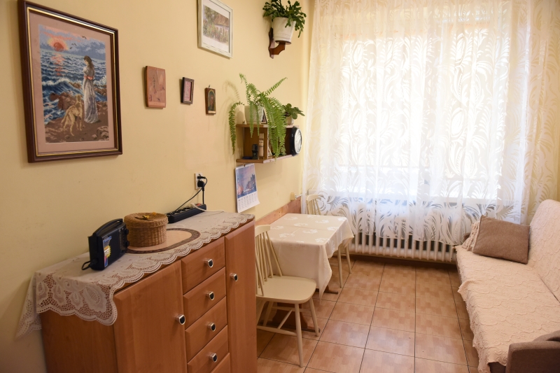 Jeden z pokoi pensjonariuszy w Domu Pomocy Społecznej w Piotrkowie Kujawskim