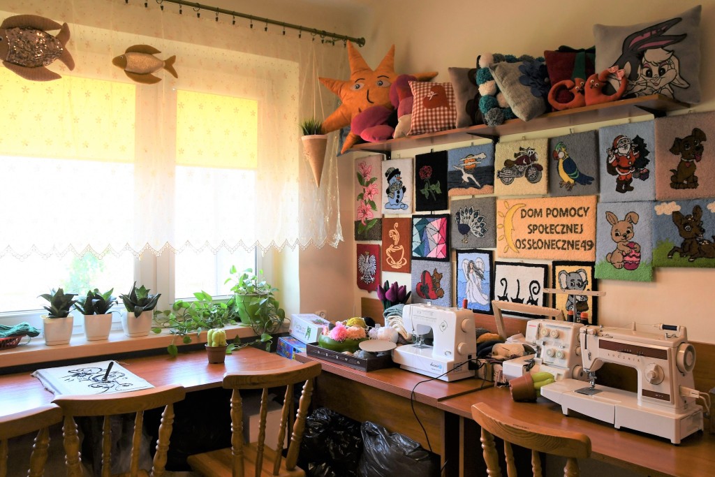Dom Pomocy Społecznej w Ostrowcu Świętokrzyskim zapewnia swoim podopiecznym terapię zajęciową