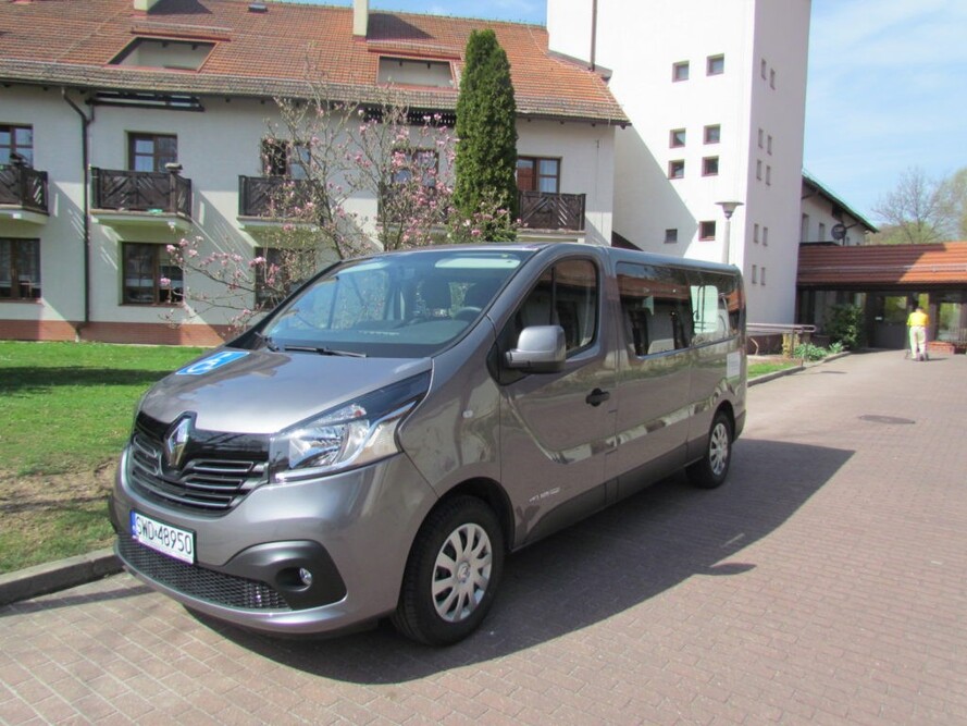 Dom Pomocy Społecznej im. Papieża Jana Pawła II w Gorzycach dysponuje własnym środkiem transportu