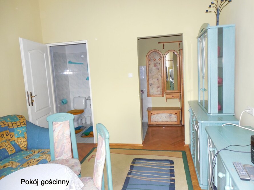 Powiatowy Dom Pomocy Społecznej „Pogodna Jesień” w Cieszynie dysponuje pokojem gościnnym, w którym mogą zatrzymać się bliscy pensjonariuszy