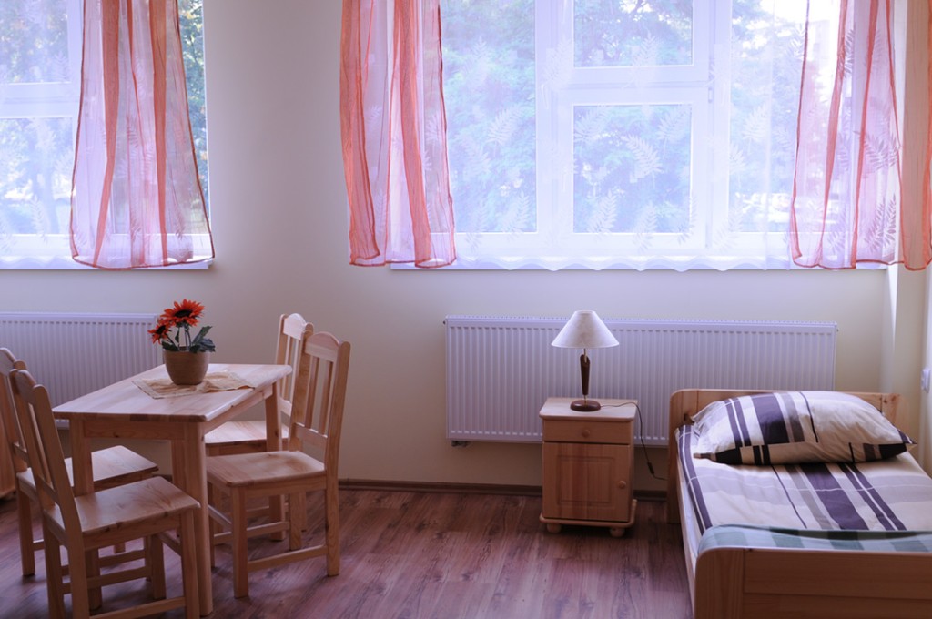 Dom Spokojnej Jesieni BEATUS w Krakowie ofeuje seniorom komfortowe warunki zakwaterowania