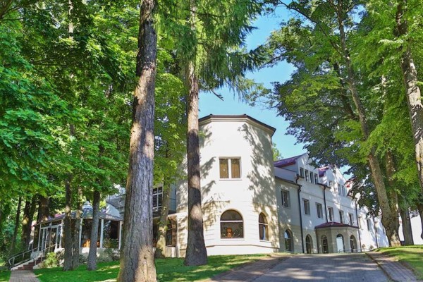 Dom Pomocy Społecznej „Dworek” w Dąbiu