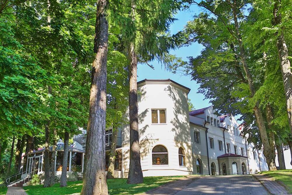 Dom Pomocy Społecznej „Dworek” w Dąbiu