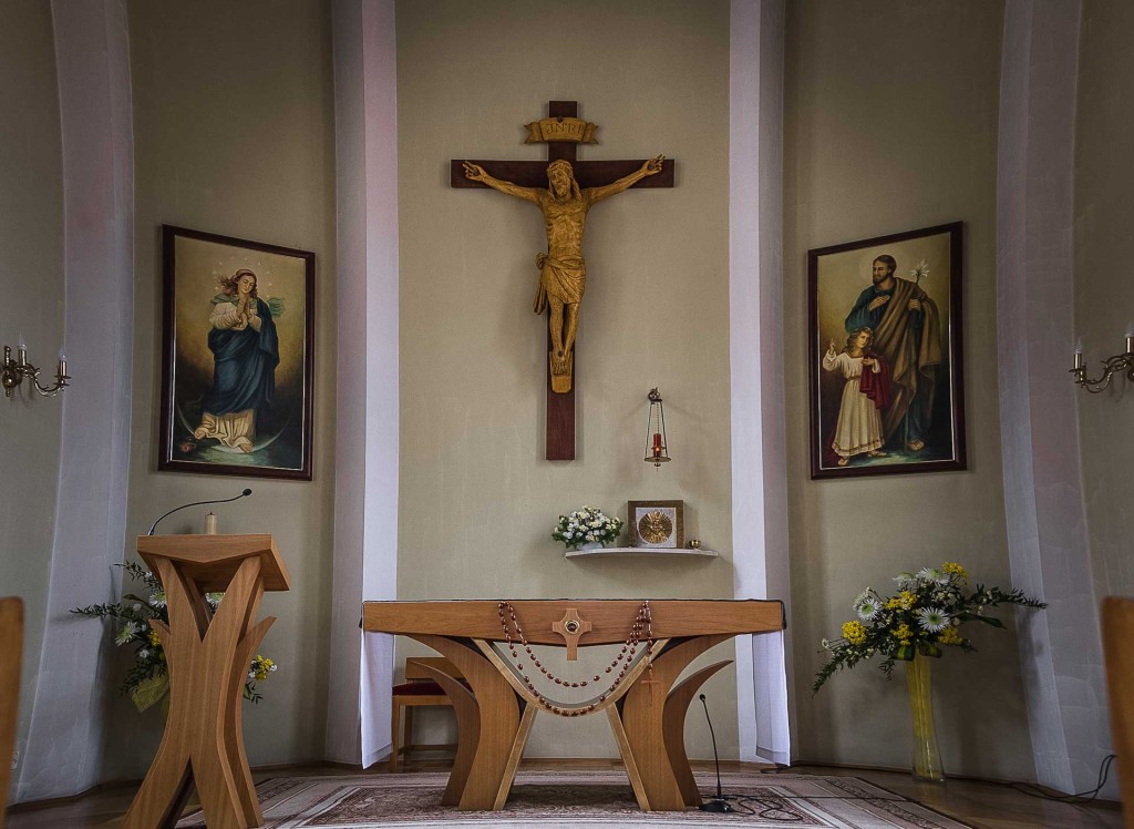 Kaplica w Domu Pogodnej Jesieni w Tuchowie