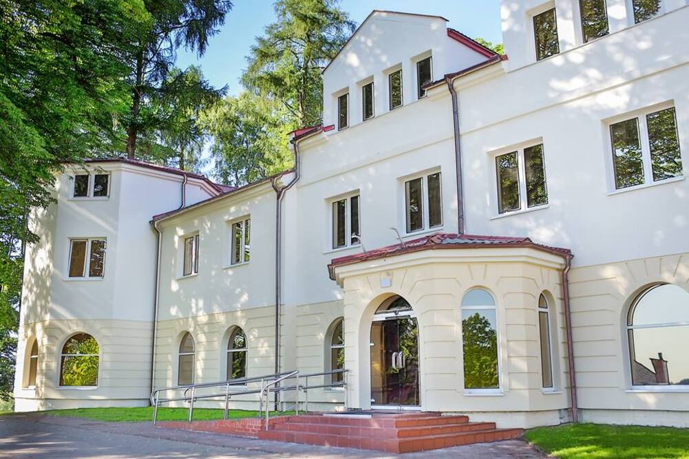 Dom Pomocy Społecznej „Dworek” w Dąbiu