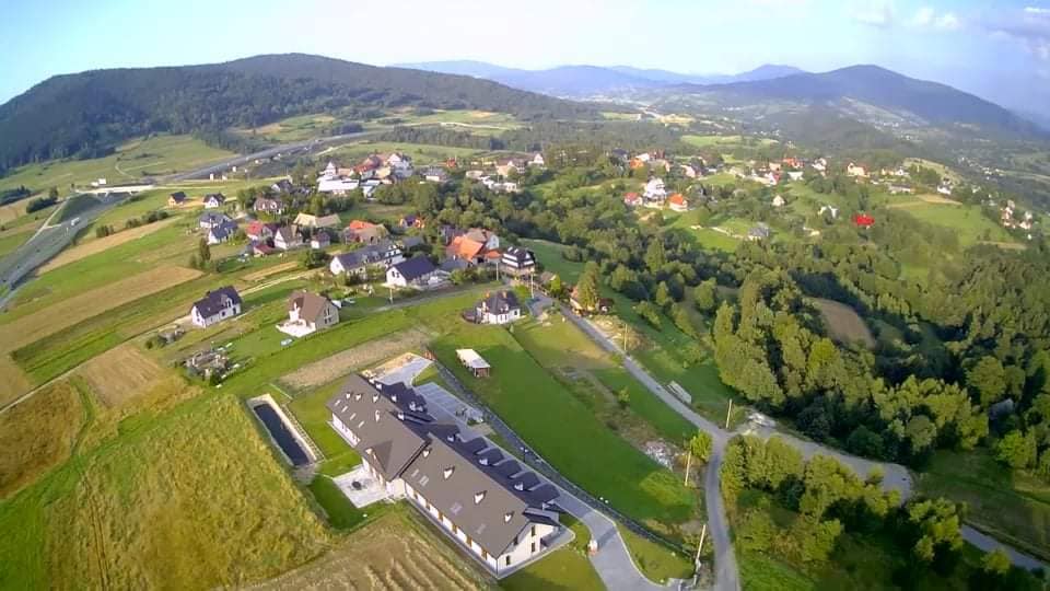 Dom Seniora „Beskid” w Krzeczowie z lotu ptaka