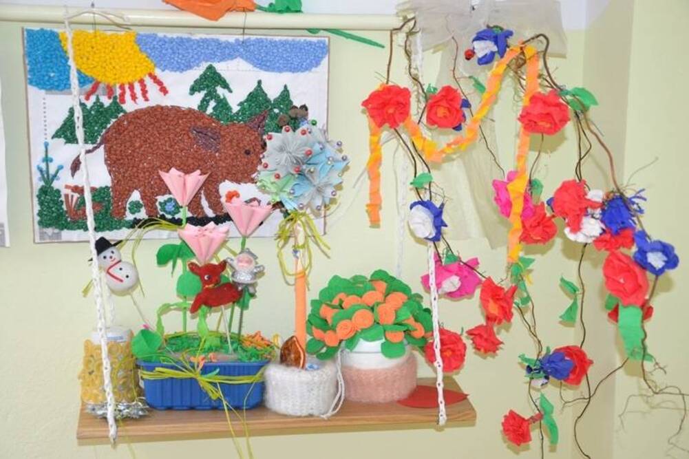 Prace pensjonariuszy Domu Pomocy Społecznej w Białej Niżnej wykonane podczas terapii zajęciowej