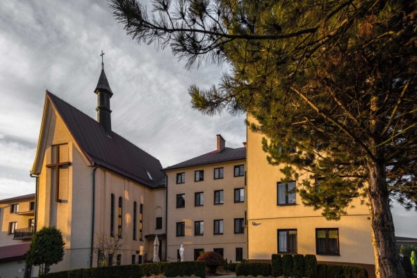 Dom Pogodnej Jesieni w Tuchowie