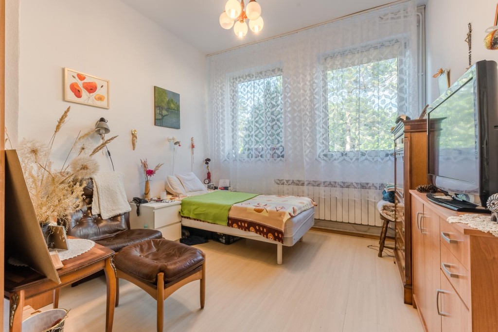 Jeden z pokoi w Domu Pomocy Społecznej im. Stanisława Broniewskiego Orszy w Warszawie