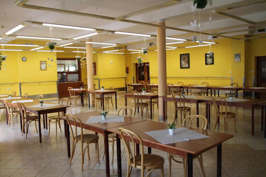 Dom Pomocy Społecznej im. Ks. Wojciecha Borowiusza w Cmolesie