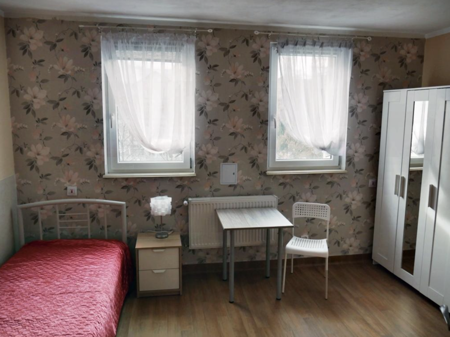 Pokój w Domu Opieki „Spokojna Przystań II” w Baborowie