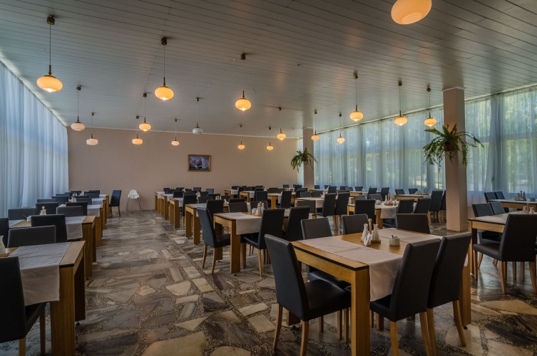 Hotel „NAT Neptun” w Krynicy Morskiej