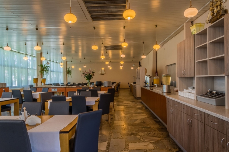 Hotel „NAT Neptun” w Krynicy Morskiej