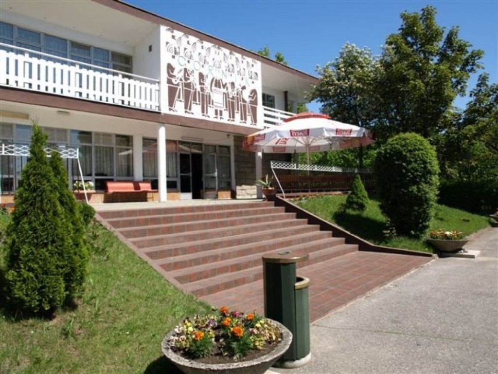 Ośrodek Wypoczynkowy „EDEN” w Kątach Rybackich