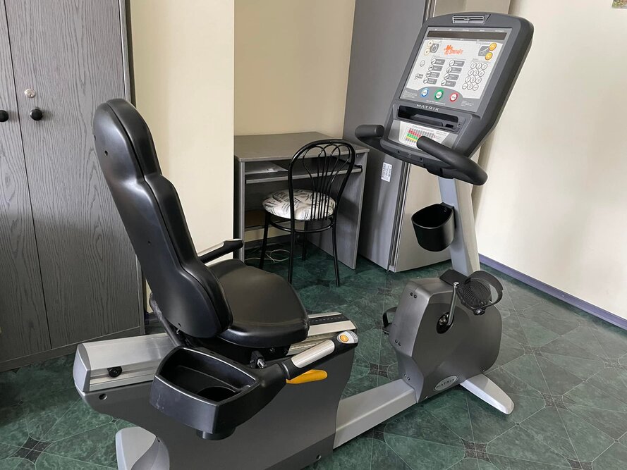 Dom Pomocy Społecznej im. Jana Pawła II w Kielcach dysponuje profesjonalnym sprzętem do rehabilitacji