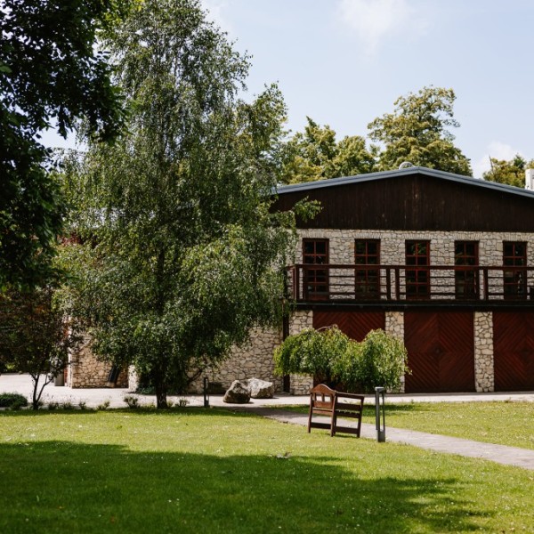 Dwór w Tomaszowicach