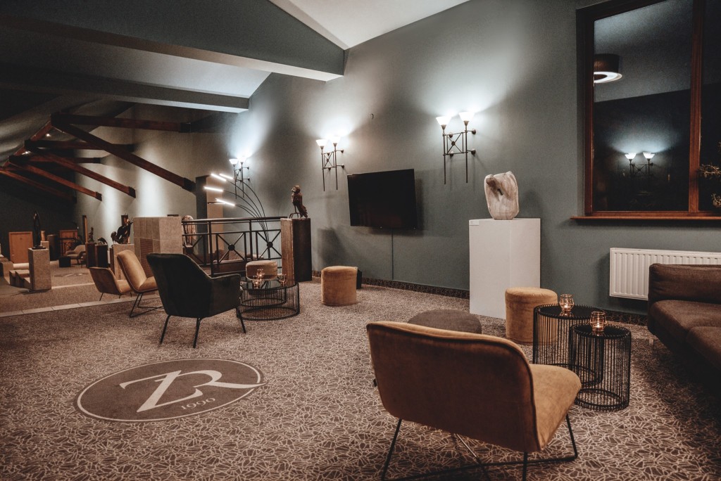 Dwór w Tomaszowicach