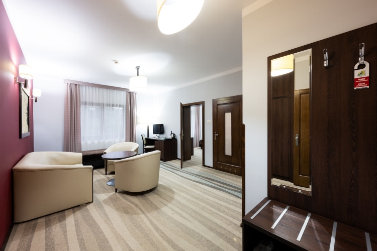 Hotel „Górski Raj” w Porębie Wielkiej