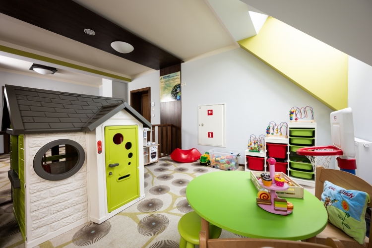 Hotel „Górski Raj” w Porębie Wielkiej