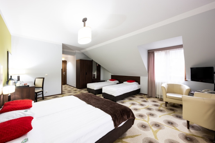 Hotel „Górski Raj” w Porębie Wielkiej